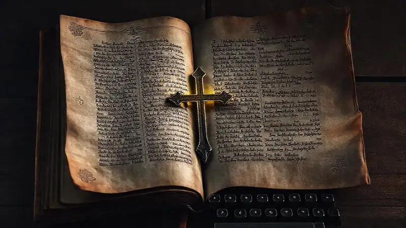 Evolución de textos religiosos y tecnológicos fusionados